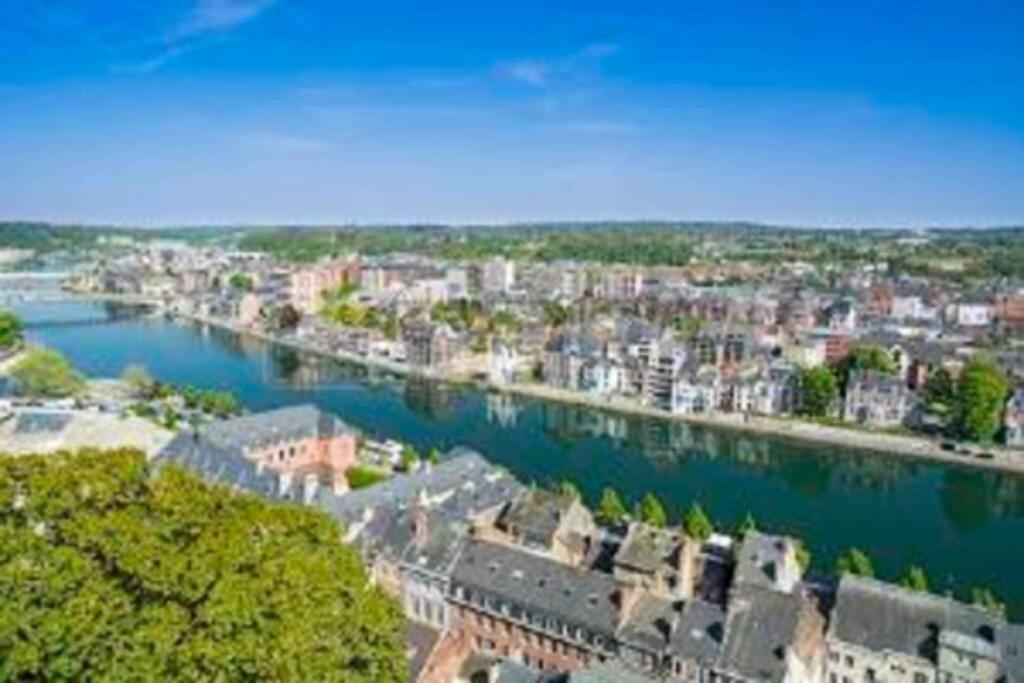 O17 Apartment Namur Luaran gambar